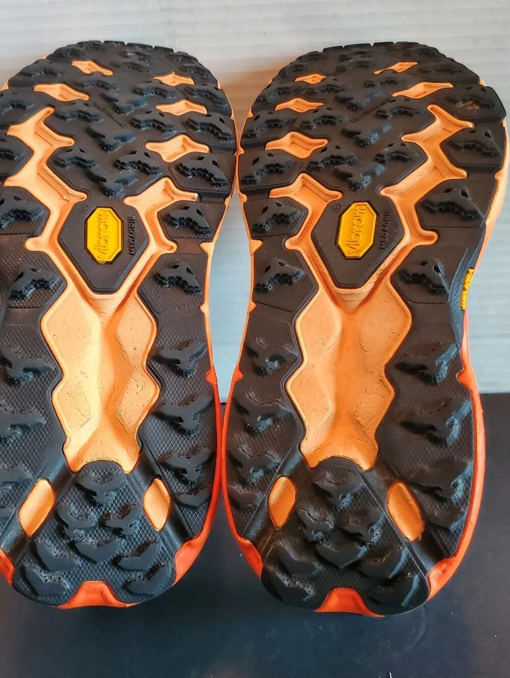 Hoka Men's Speedgoat 5 Running Trail Shoes  Gray and Orange
